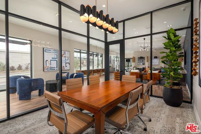 201 N La Brea Avenue 413, Inglewood, CA 90301