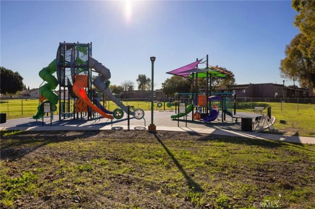 310 S Paulsen, Compton, CA 90220