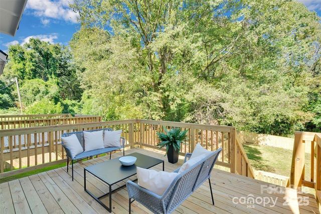 5615 Lantana Avenue A, Charlotte, NC 28212