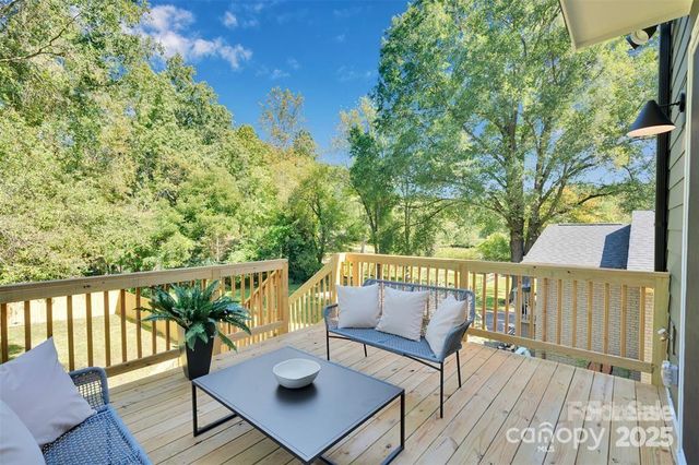 5615 Lantana Avenue A, Charlotte, NC 28212