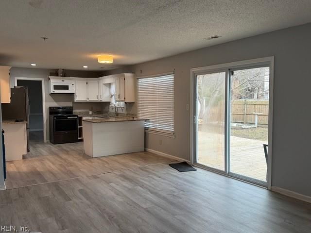 456 Waverly PL, Newport News, VA 23608