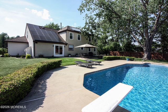 26 Patterson Drive, Freehold, NJ 07728