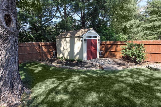 26 Patterson Drive, Freehold, NJ 07728