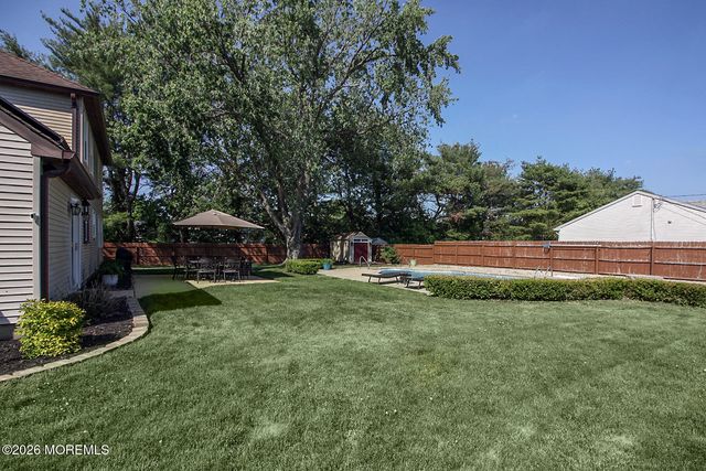 26 Patterson Drive, Freehold, NJ 07728