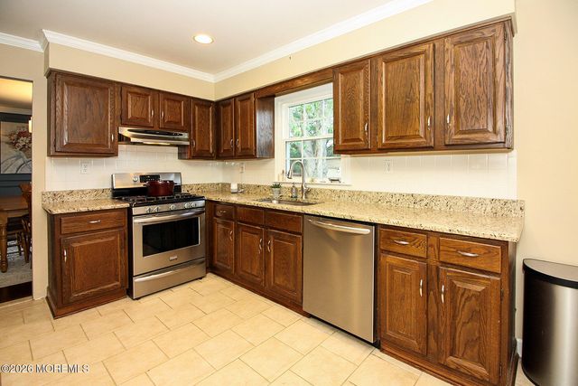 26 Patterson Drive, Freehold, NJ 07728