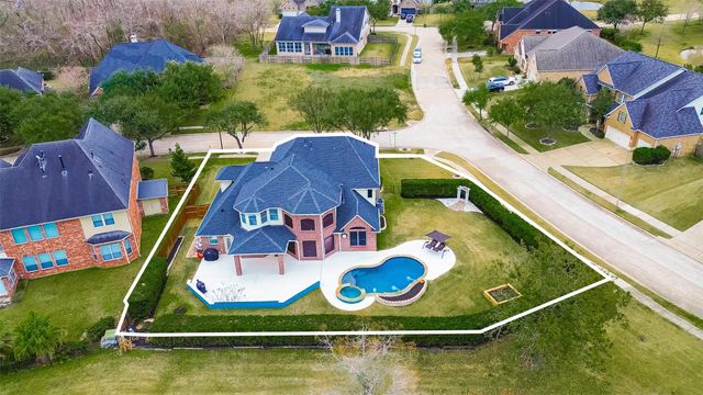 103 Water Bluff Lane, Richmond, TX 77406
