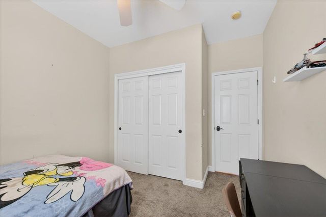 4678 W Rosetta, Fresno, CA 93722
