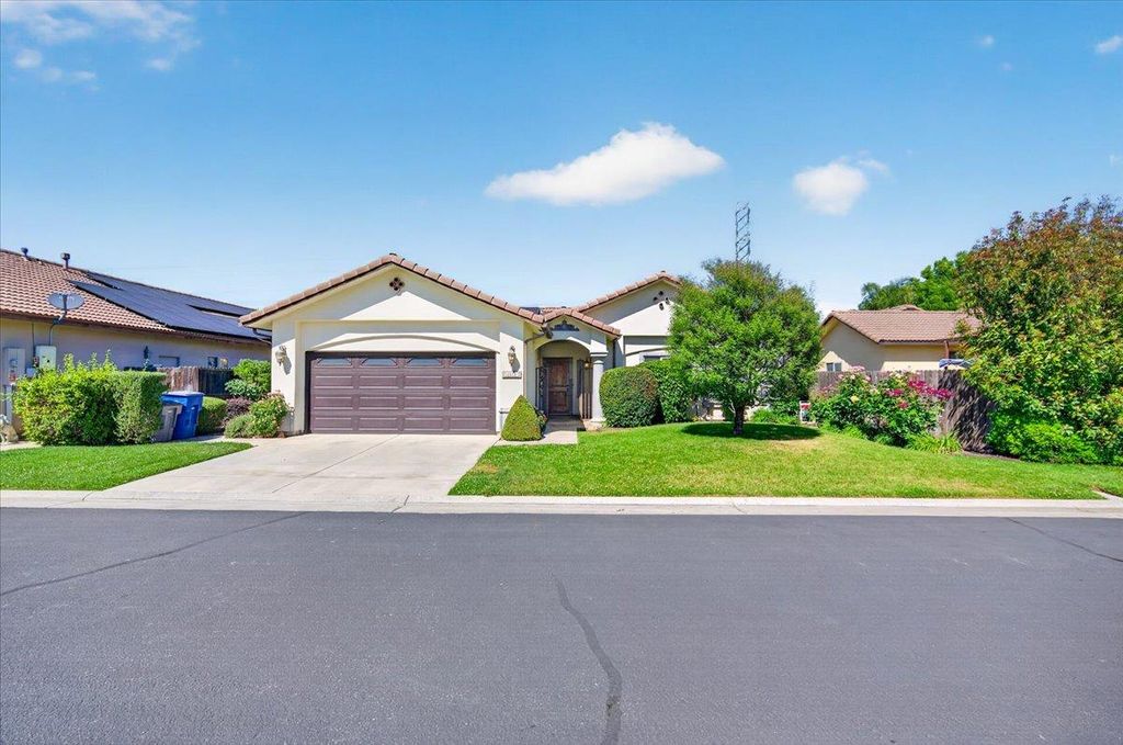 Image 2 of property listing at 4678 W Rosetta, Fresno, CA 93722