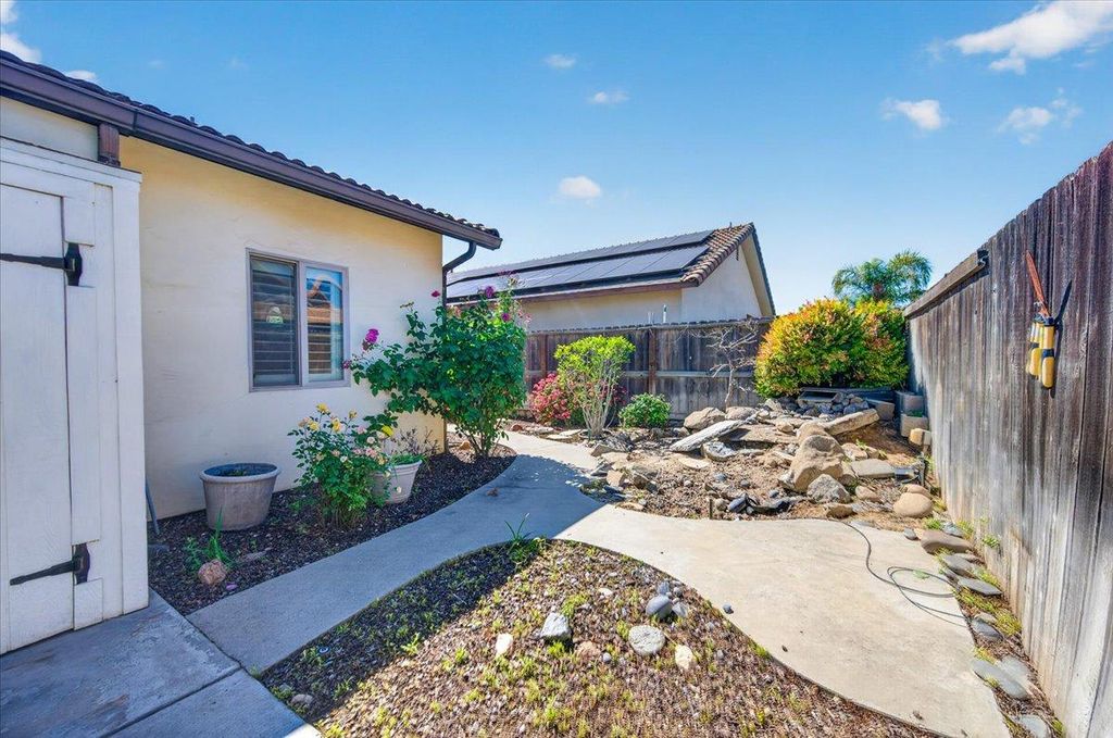 Image 26 of property listing at 4678 W Rosetta, Fresno, CA 93722