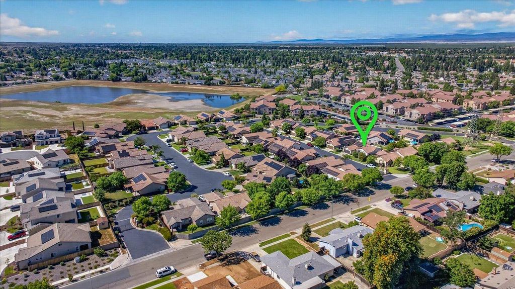 Image 30 of property listing at 4678 W Rosetta, Fresno, CA 93722