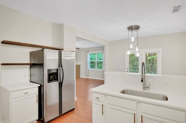 212 Madison Avenue, Acworth, GA 30102