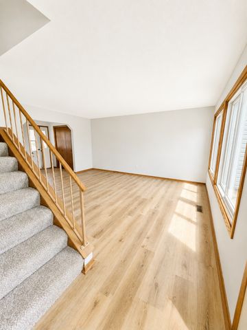 1442 Cleveland Street, Anoka, MN 55303