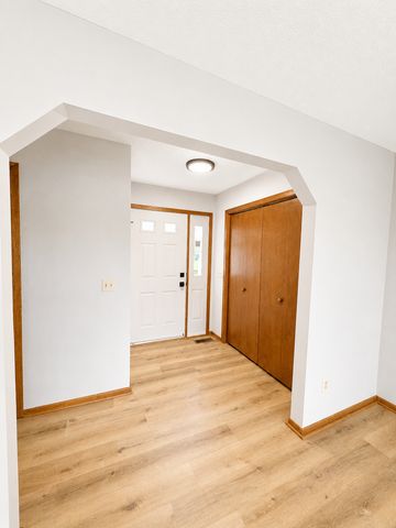 1442 Cleveland Street, Anoka, MN 55303
