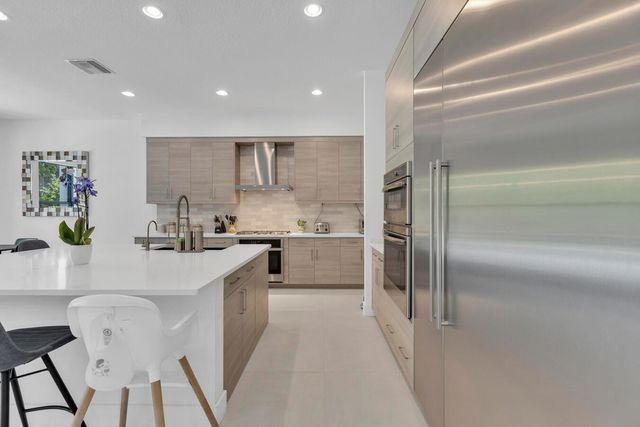 17347 Sparkling River Road, Boca Raton, FL 33496