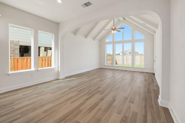 26364 Golden Pass Loop, Montgomery, TX 77316