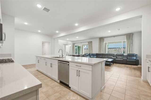 2532 E Harper, Ontario, CA 91762