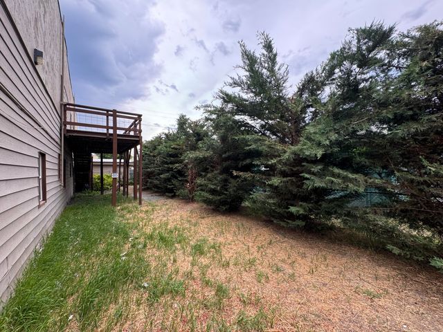 2105 Holly Avenue, Klamath Falls, OR 97601