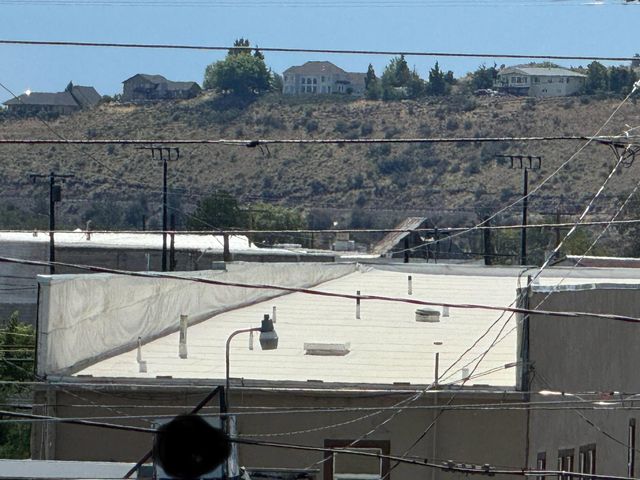 2105 Holly Avenue, Klamath Falls, OR 97601