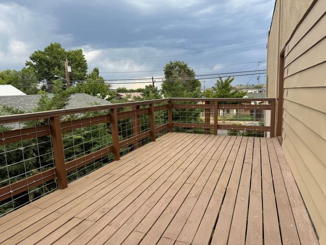 2105 Holly Avenue, Klamath Falls, OR 97601