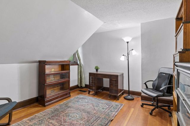 2233 15th Avenue E, North Saint Paul, MN 55109