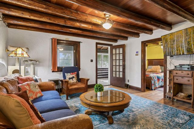 2233 15th Avenue E, North Saint Paul, MN 55109