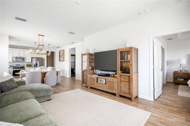 1181 Harper Way, Vero Beach, FL 32960