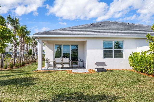 1181 Harper Way, Vero Beach, FL 32960