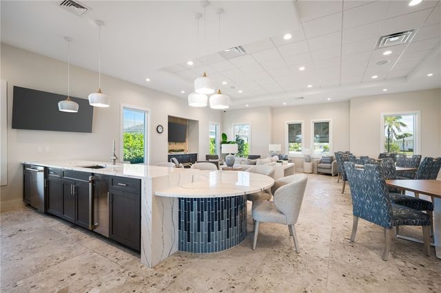 1181 Harper Way, Vero Beach, FL 32960