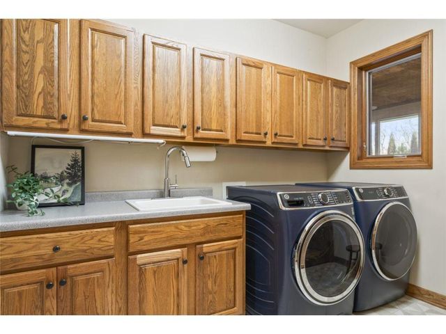 2631 Hawk Hill Lane SW, Rochester, MN 55902
