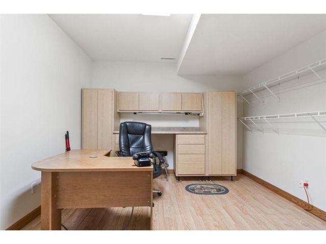 2631 Hawk Hill Lane SW, Rochester, MN 55902