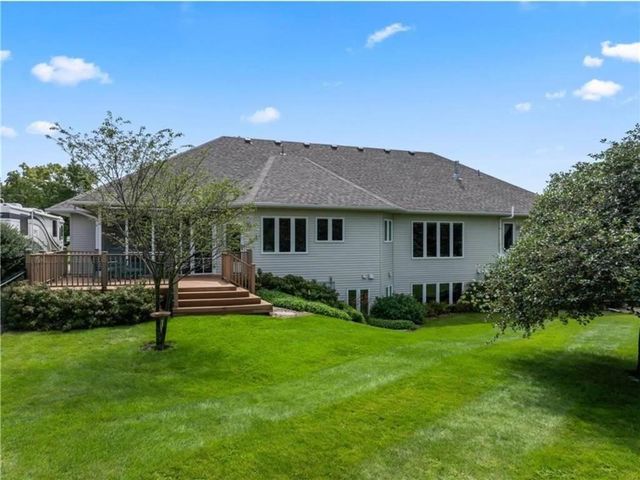 2631 Hawk Hill Lane SW, Rochester, MN 55902