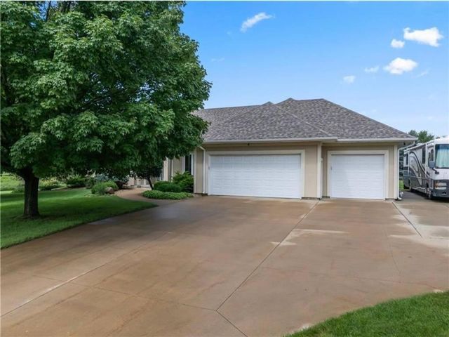 2631 Hawk Hill Lane SW, Rochester, MN 55902