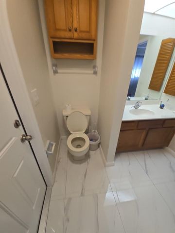 1805 CORAL POINT DRIVE, Cape Coral, FL 33990