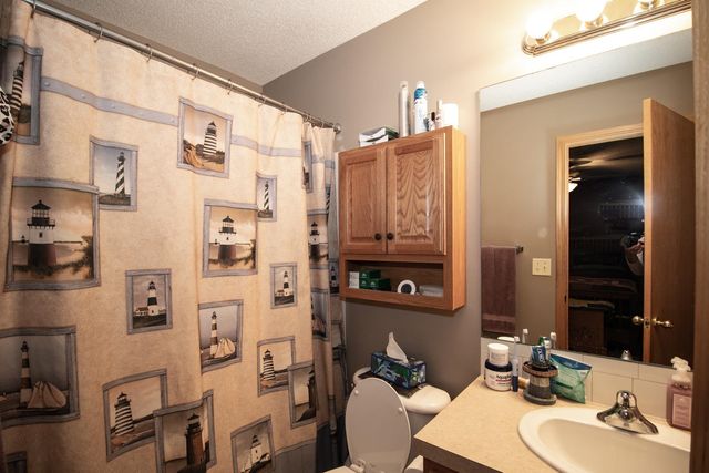 2212 E Carriage Dr., Derby, KS 67037