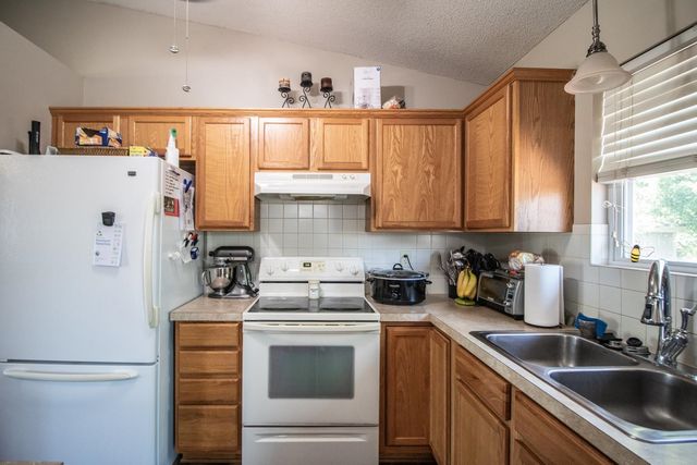 2212 E Carriage Dr., Derby, KS 67037