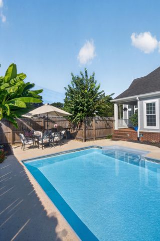 215 Hunters Run Cir, NW, Cleveland, TN 37312