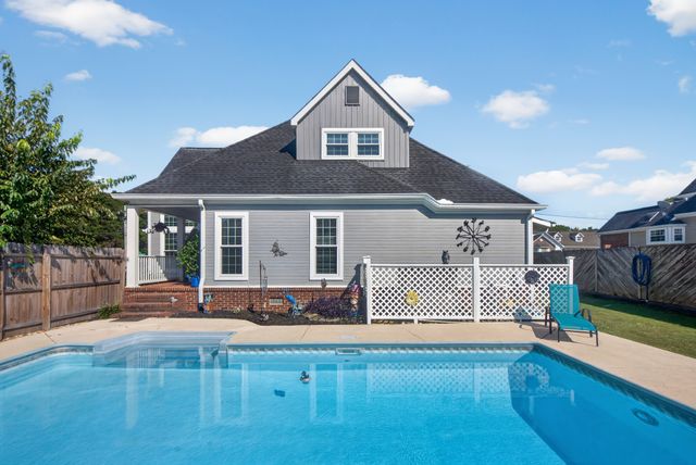 215 Hunters Run Cir, NW, Cleveland, TN 37312