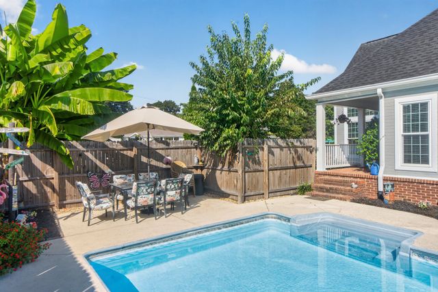215 Hunters Run Cir, NW, Cleveland, TN 37312
