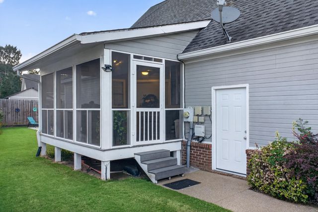 215 Hunters Run Cir, NW, Cleveland, TN 37312