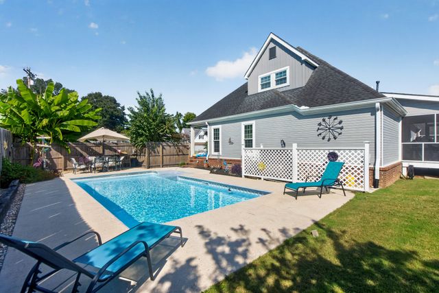 215 Hunters Run Cir, NW, Cleveland, TN 37312