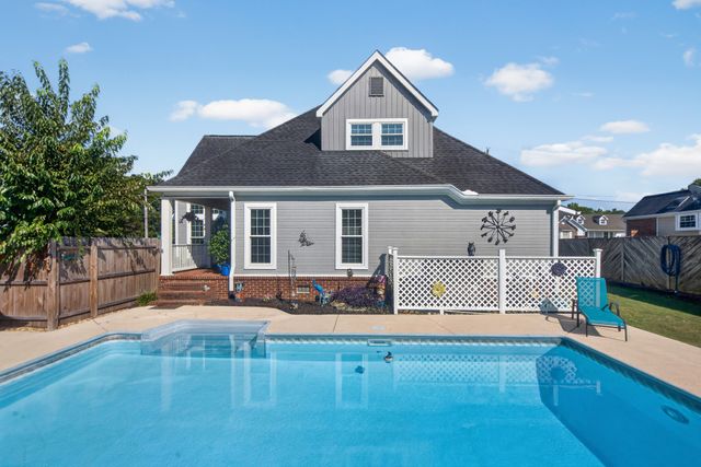 215 Hunters Run Cir, NW, Cleveland, TN 37312