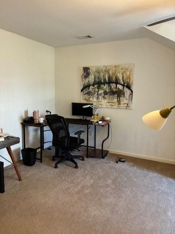 1901 Hoods Fort NW Circle 30, Kennesaw, GA 30144