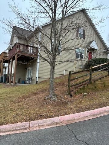 1901 Hoods Fort NW Circle 30, Kennesaw, GA 30144