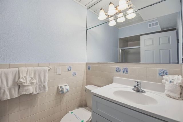 2508 AVENUE B, Bradenton Beach, FL 34217