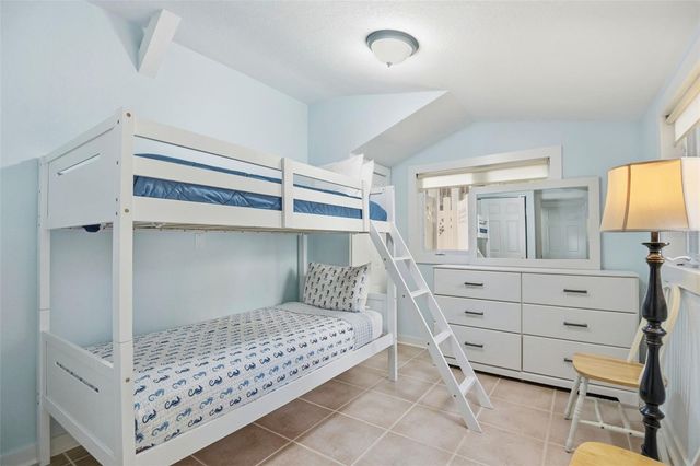 2508 AVENUE B, Bradenton Beach, FL 34217