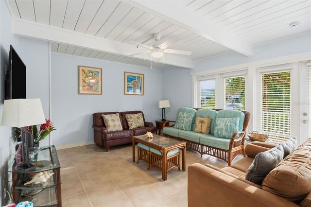 2508 AVENUE B, Bradenton Beach, FL 34217