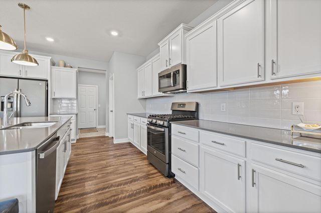 6099 Idsen Lane S, Cottage Grove, MN 55016