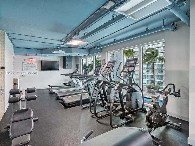 60 SW 13th St 2119, Miami, FL 33130