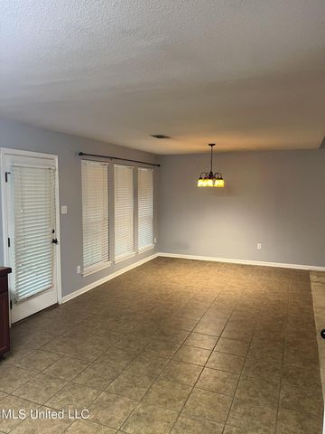 15151 Clemson Avenue, Gulfport, MS 39503