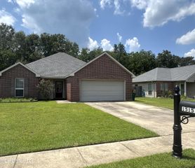 15151 Clemson Avenue, Gulfport, MS 39503
